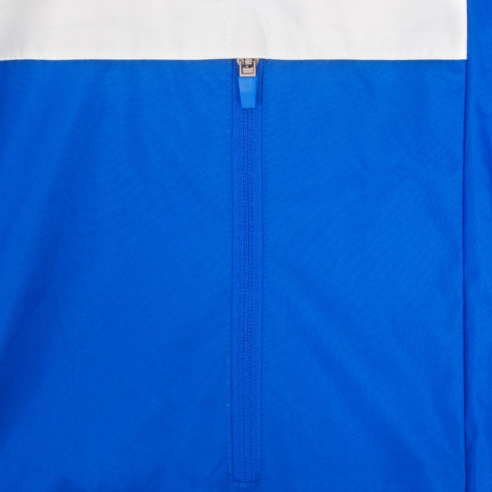 Chelsea adults shower jacket with hood in royal blue & white with club crest to chest.