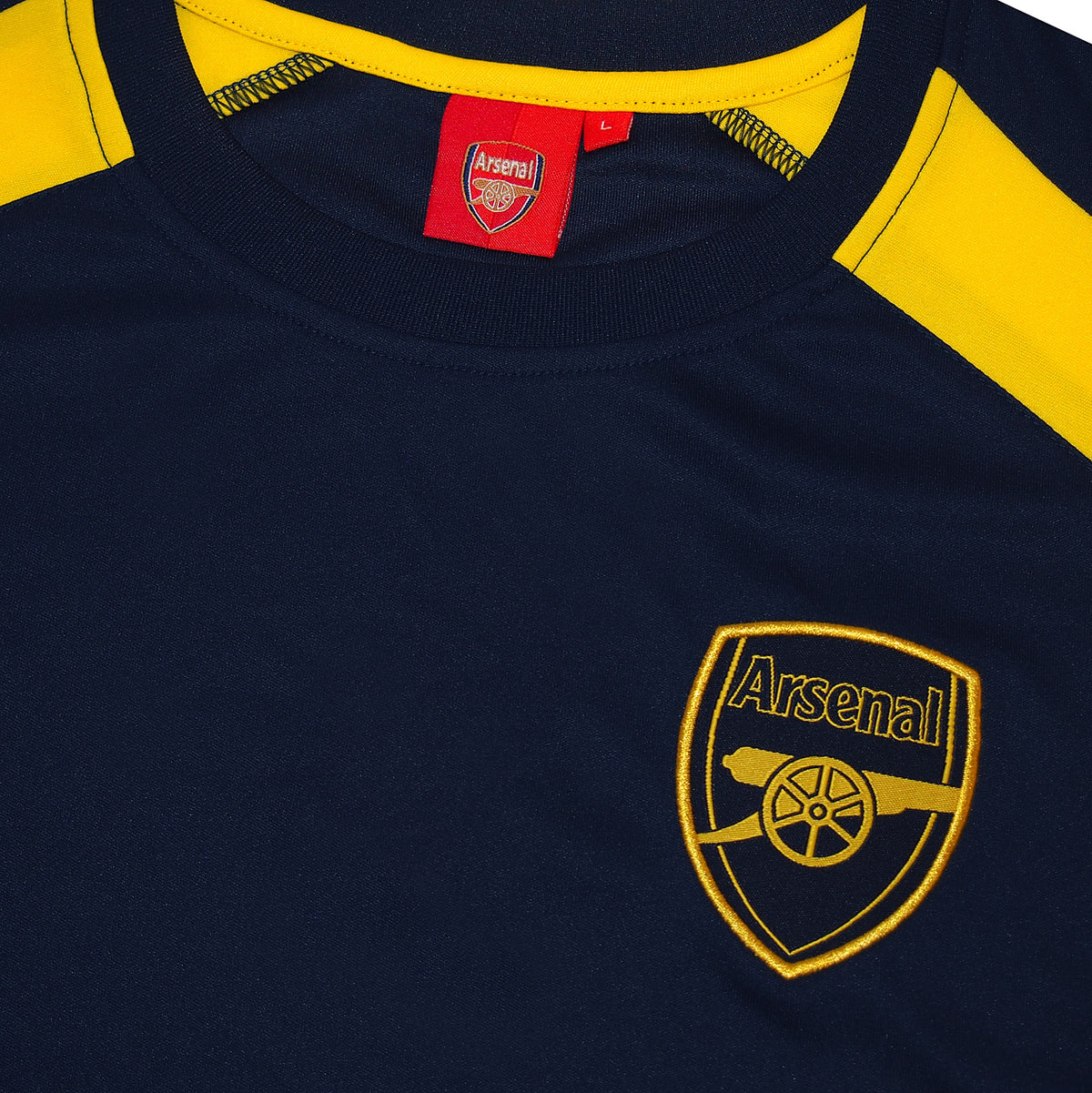 Arsenal adults T-shirt in black marl with club crest to chest