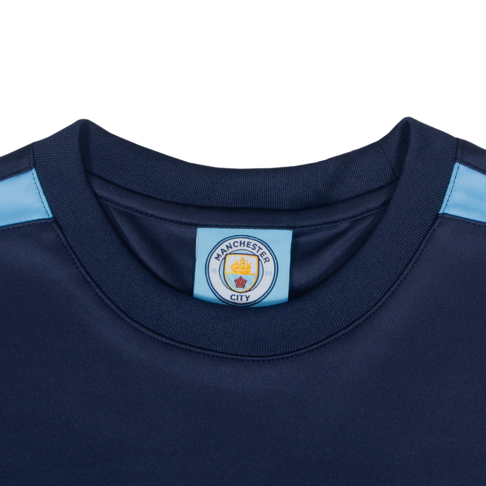 Man City adults T-shirt in navy blue with club crest to chest