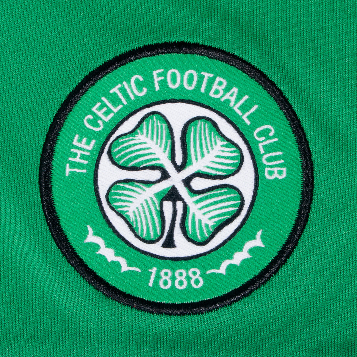 Celtic kids T-shirt in green with club crest to chest