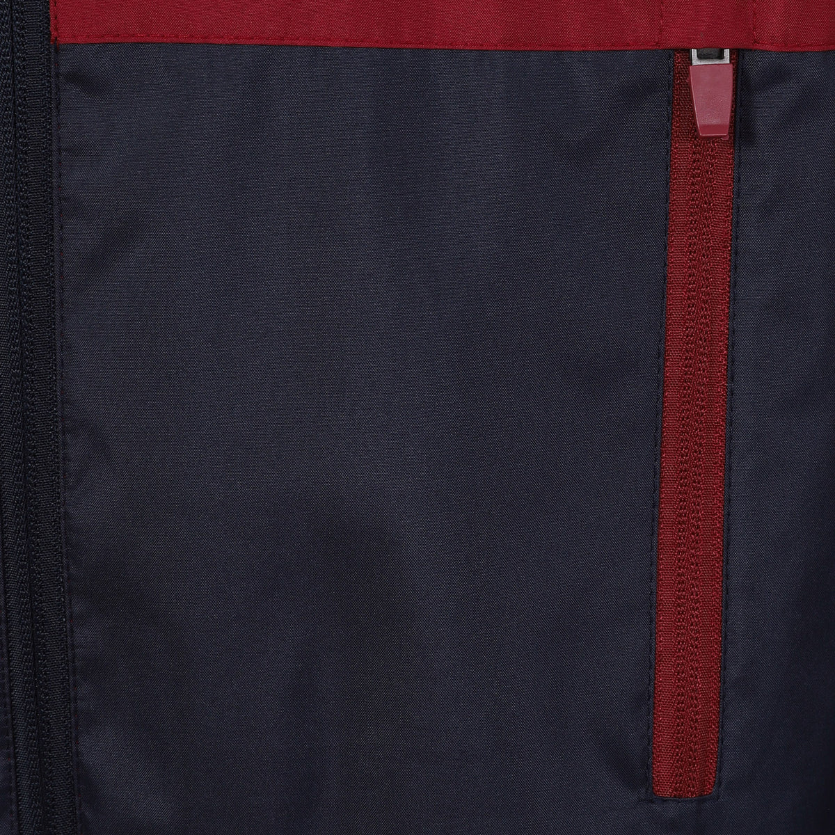 FC Barcelona adults shower jacket in navy & red with a FCB club crest to chest.
