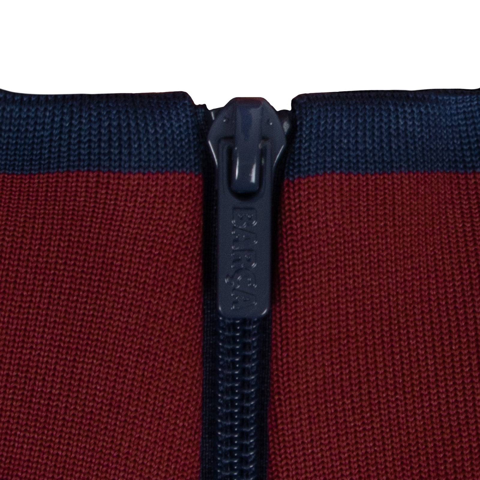 FC Barcelona adults retro track jacket in navy blue with club crest to chest.