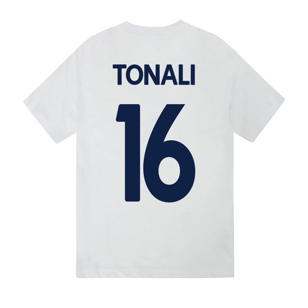 Spurs kids short pyjamas in white. Short sleeve top with branded graphic and shorts with crest to the left leg