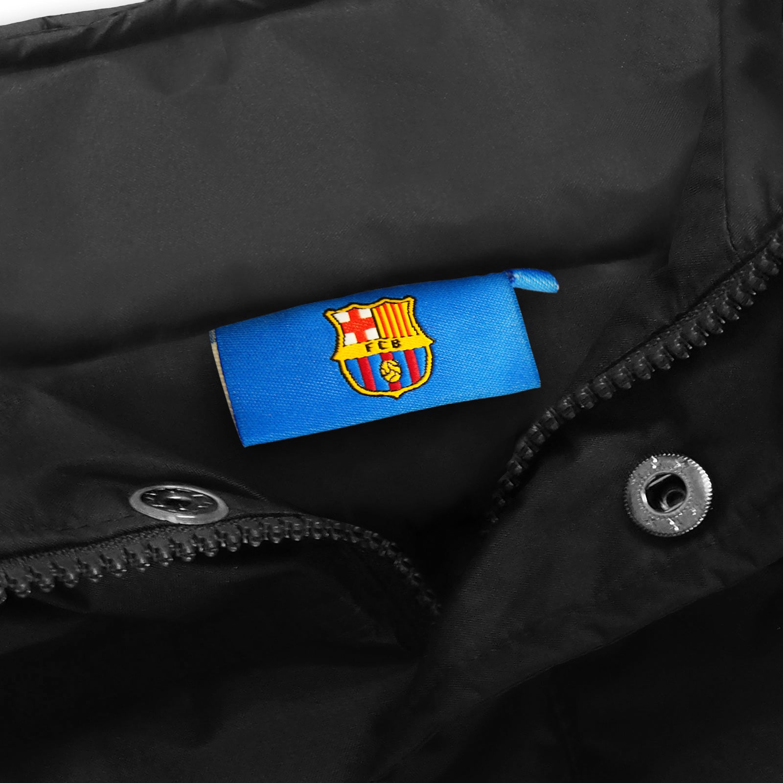 FC Barcelona kids gilet in black with FCB club crest to the left chest.