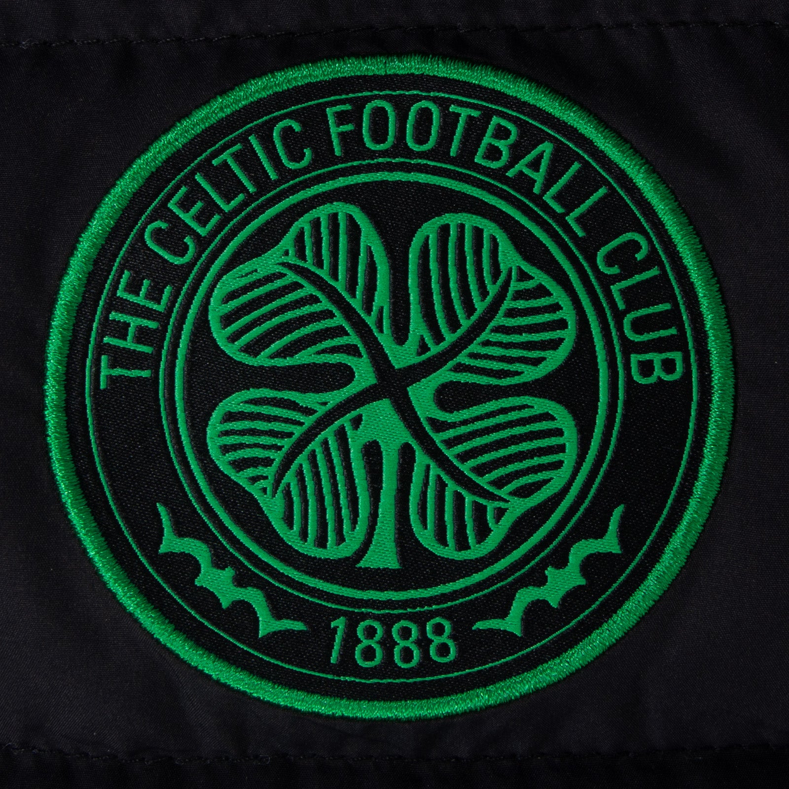 Celtic adults padded gilet in black with full colour club crest to chest.
