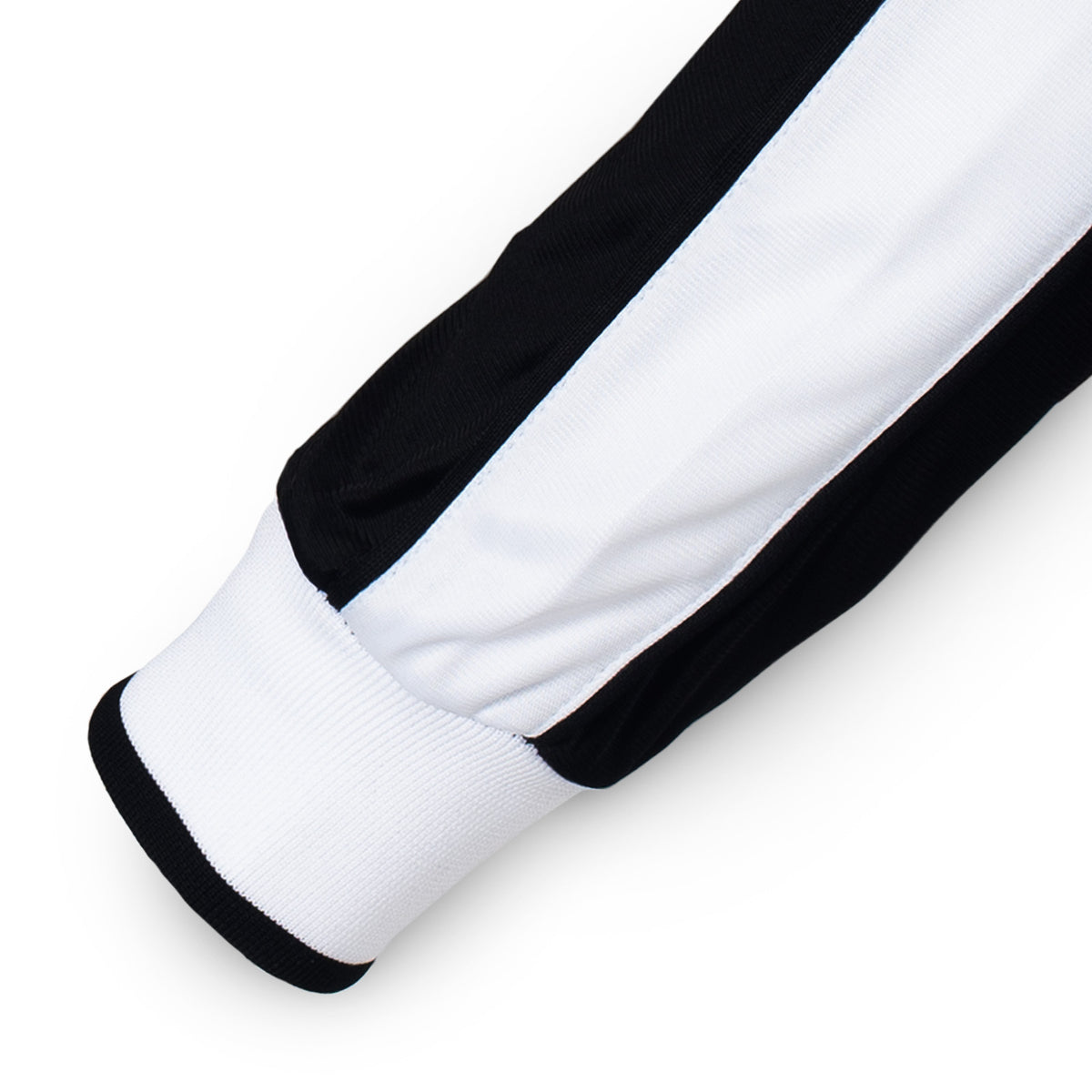 Fulham adults retro track jacket in black with club crest to chest.