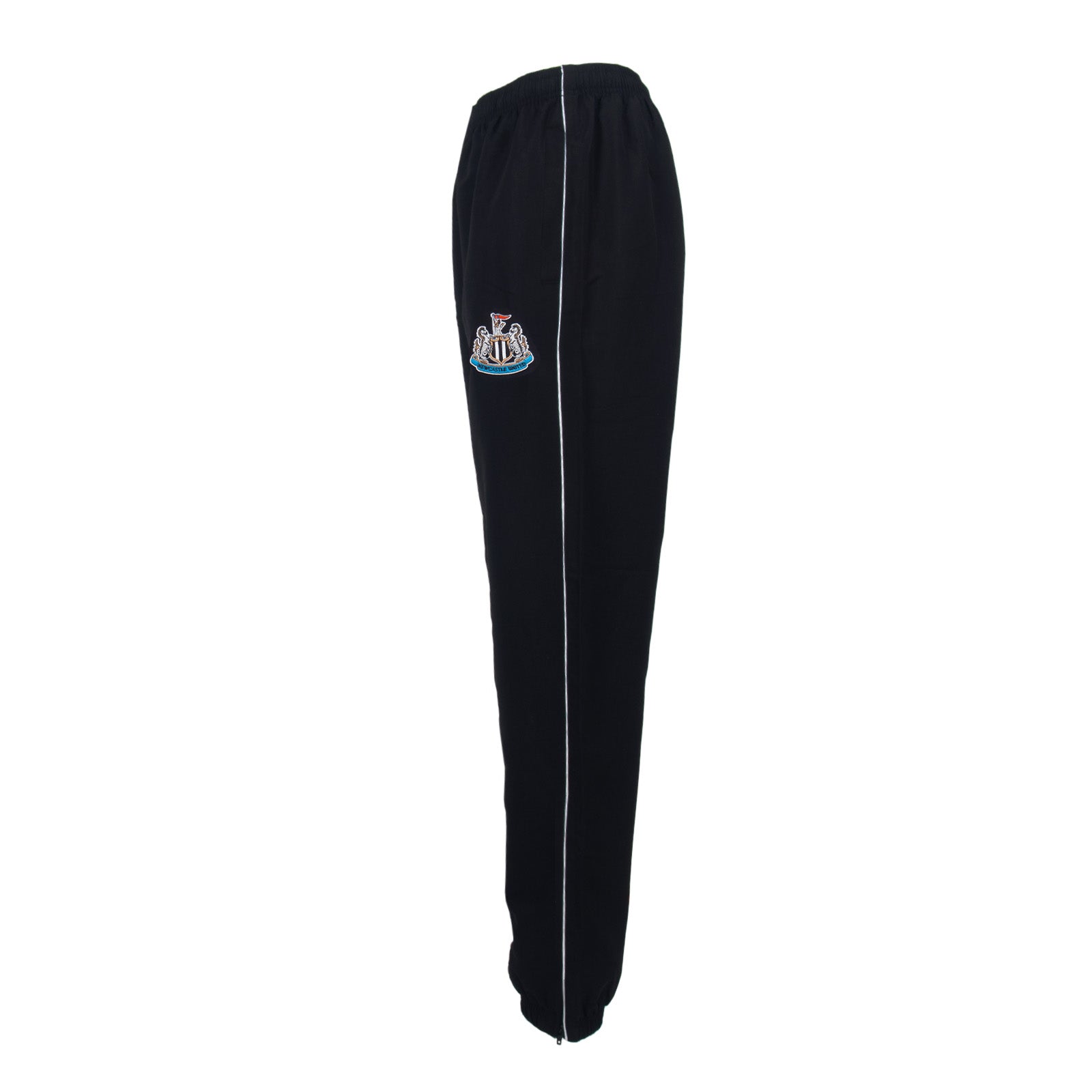Newcastle Utd adults tracksuit in black with club crest to chest and left thigh