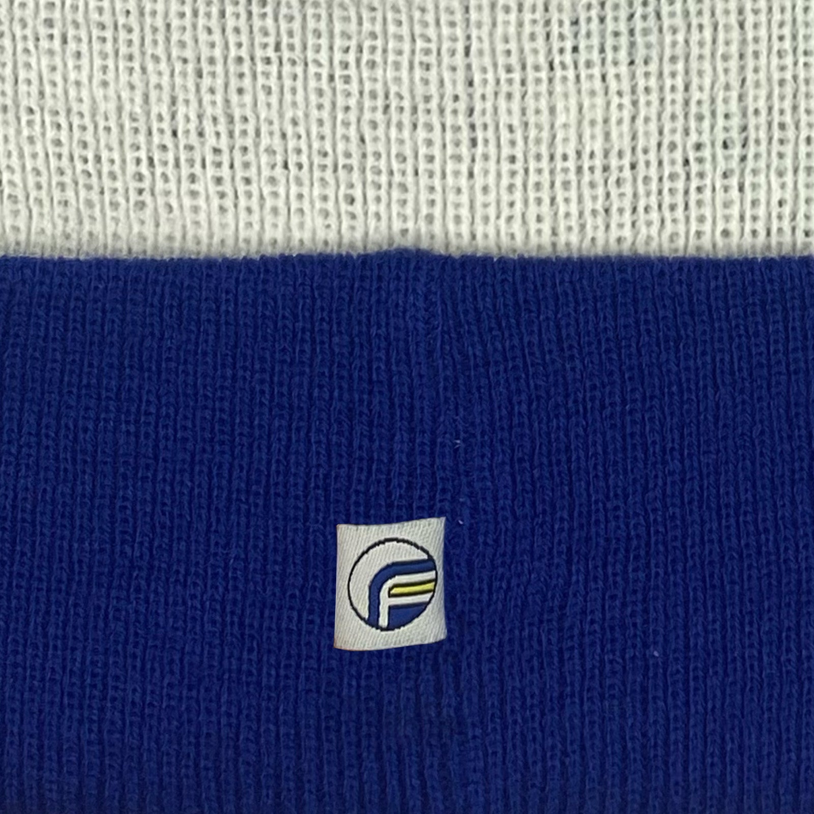 Leeds United retro knitted bobble hat in white, blue & yellow