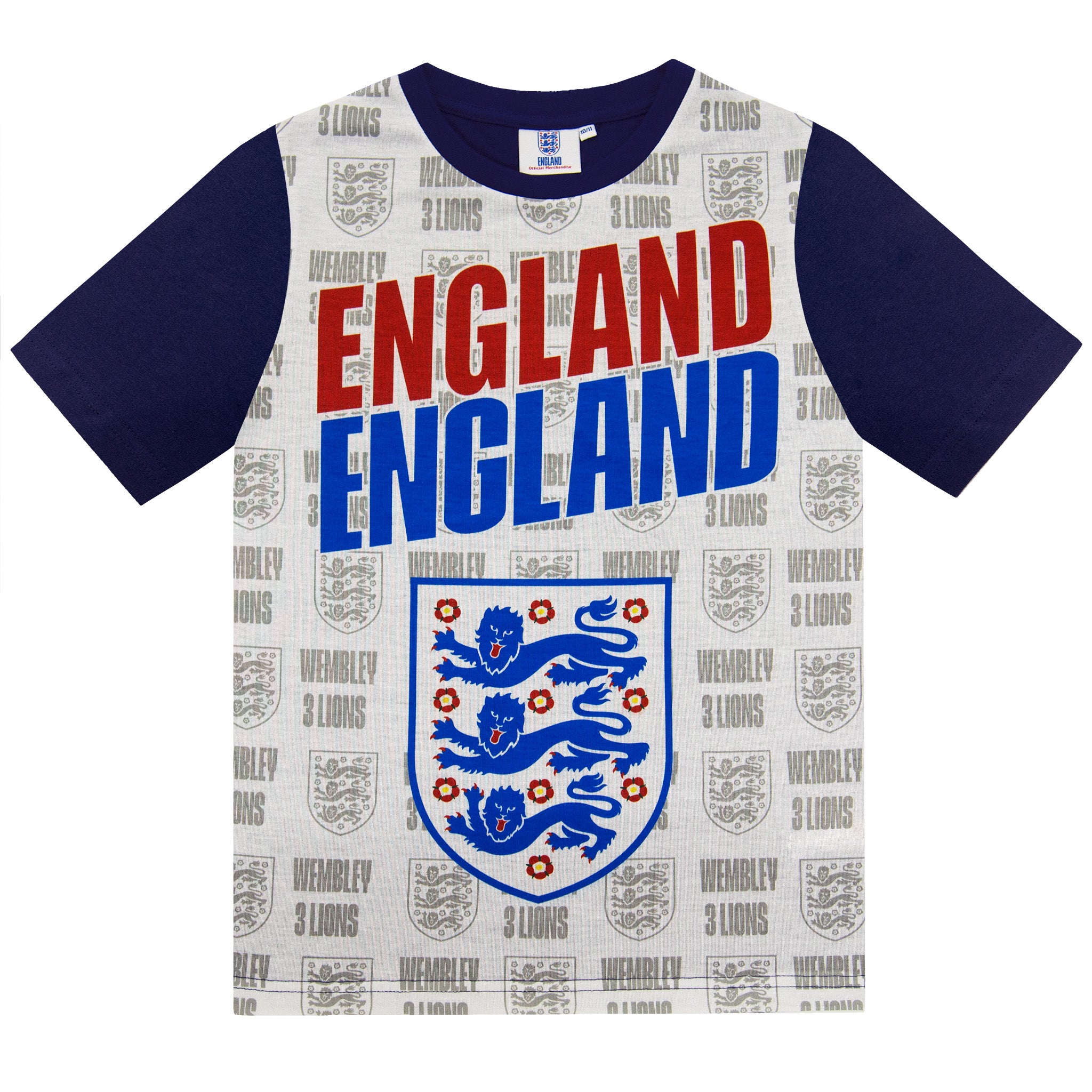 England kids pyjamas in white. Short sleeve top with graphic and shorts with 3 Lions logo to the left leg.