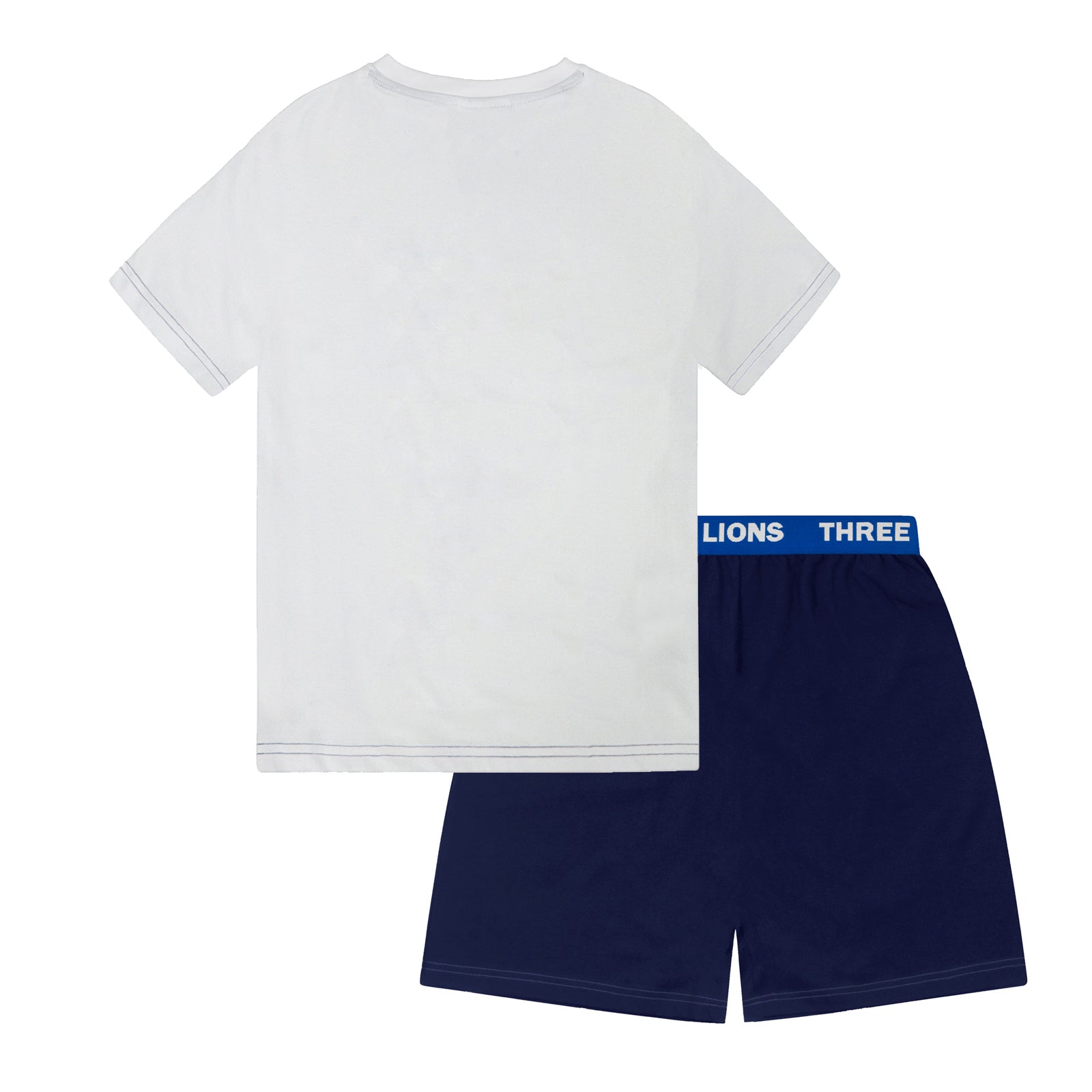 England kids pyjamas in white. Short sleeve top with graphic and shorts with 3 Lions logo to the left leg.