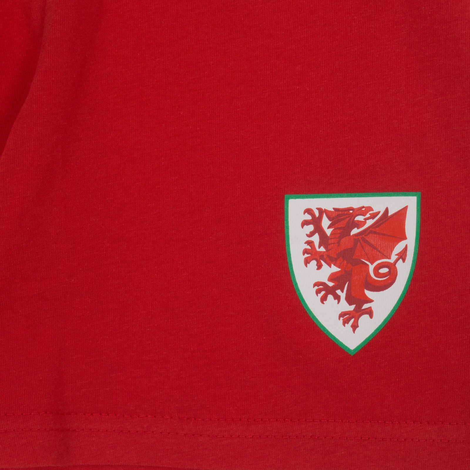 Wales kids short pyjamas in red. Short sleeved top with crest & text and shorts with crest
