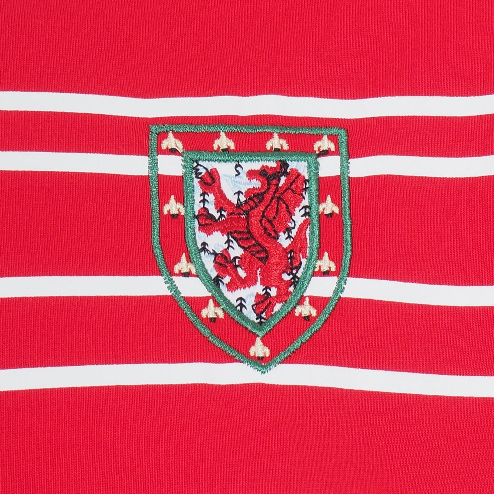 Wales retro football shirt 1984 in red with crest to chest and a No.9 on back