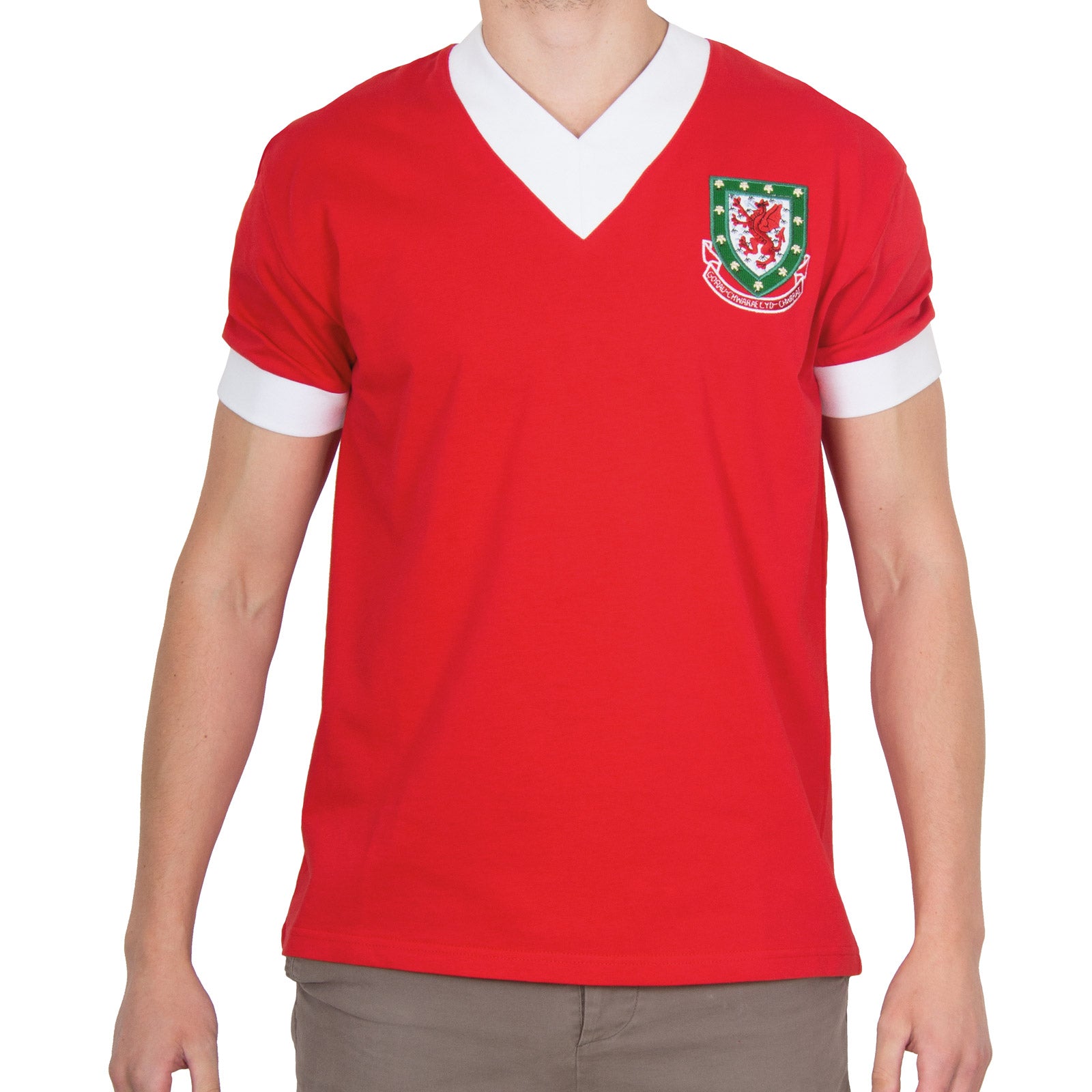 Wales retro football shirt 1958 in red with crest to chest and a No.9 on back