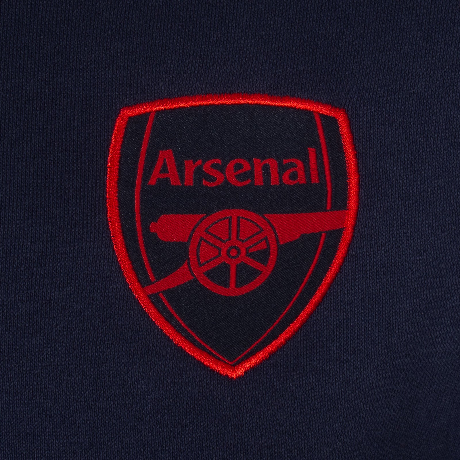 Arsenal adults taped sweatshirt in navy blue with club crest to chest and text to sleeves.