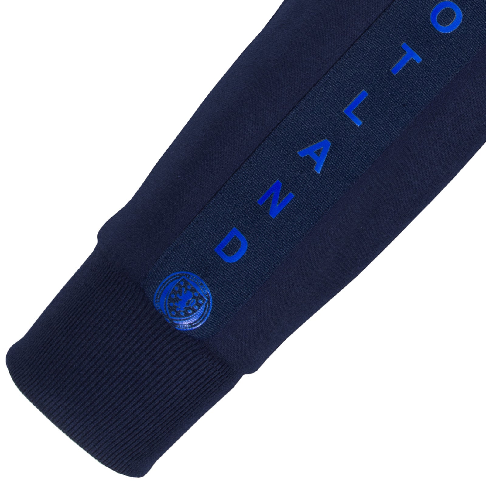 Scotland adults taped sweatshirt in navy blue with national team crest to chest and text to sleeves.