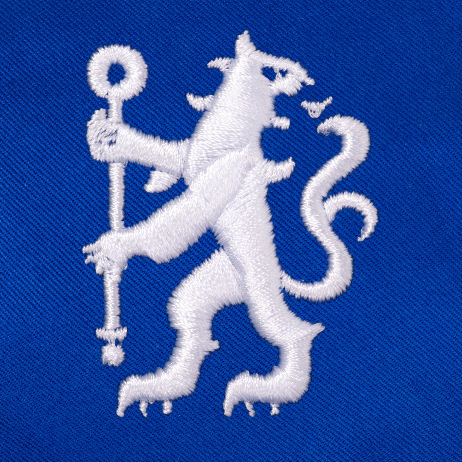 Chelsea reversible bucket hat in royal blue & white