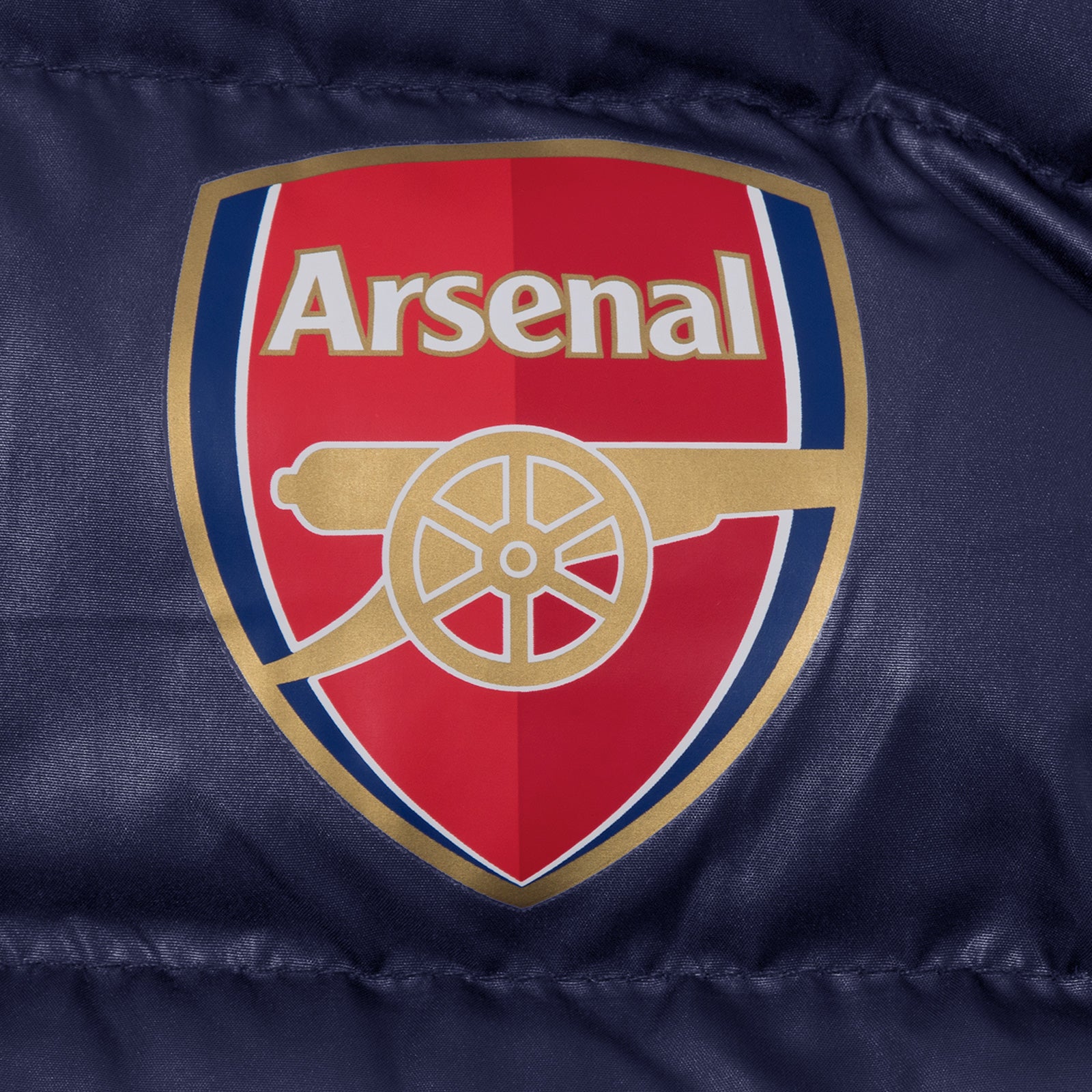 Arsenal adults gilet in navy blue with club crest to chest.