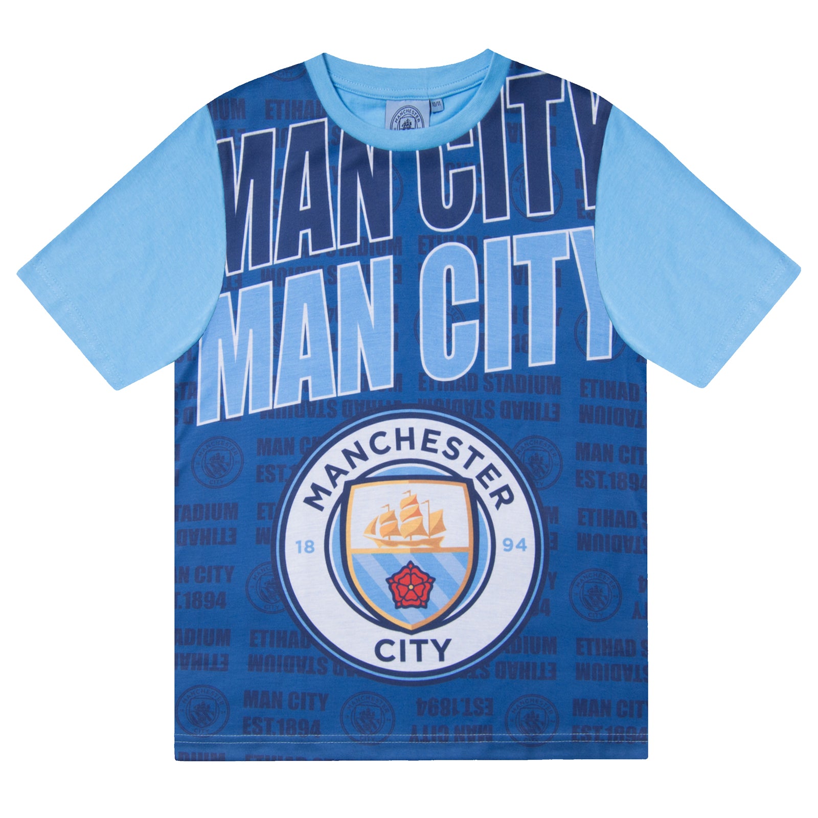 Man City kids pyjamas in navy blue. Short sleeve top with graphic and shorts with crest to the left leg