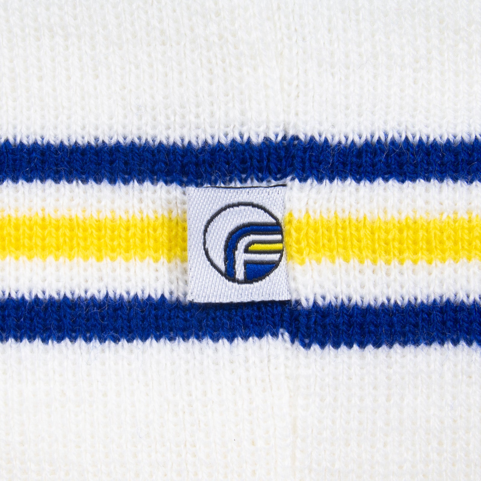 Leeds United bucket hat in white, blue and yellow