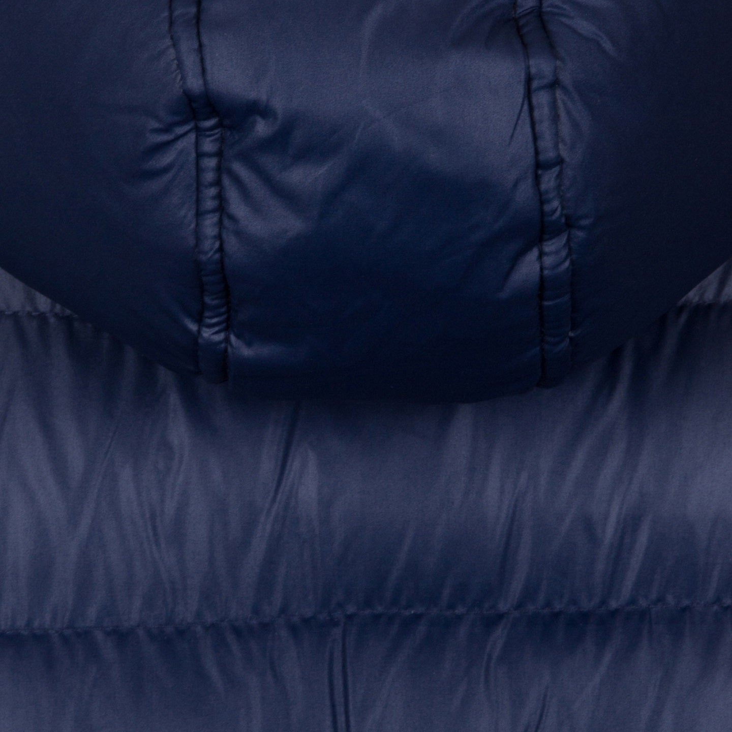 Chelsea adults quilted jacket in navy blue with club crest to chest.