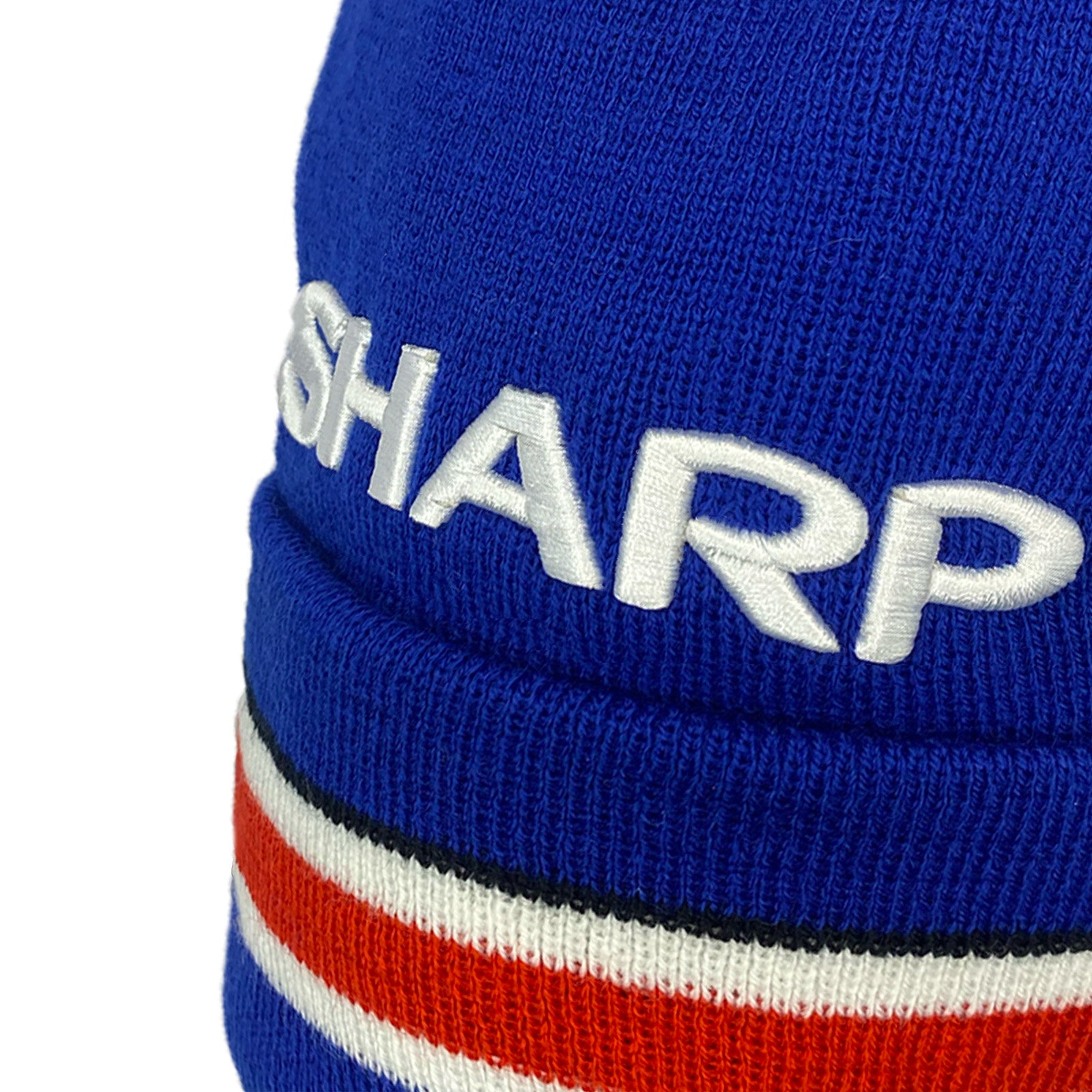 Man United bobble hat in retro blue 1985 colours