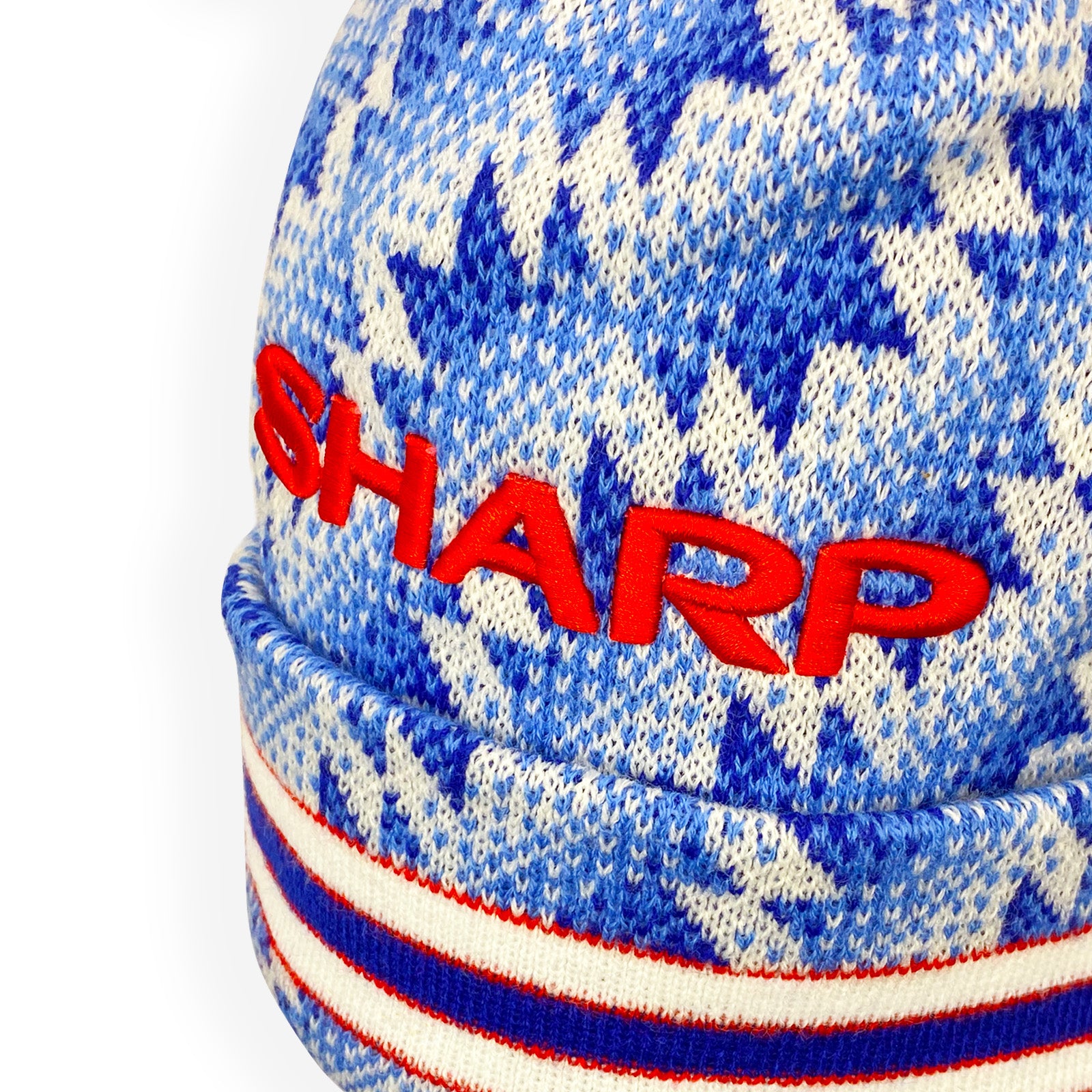 Man United bobble hat in retro blue 1990 colours