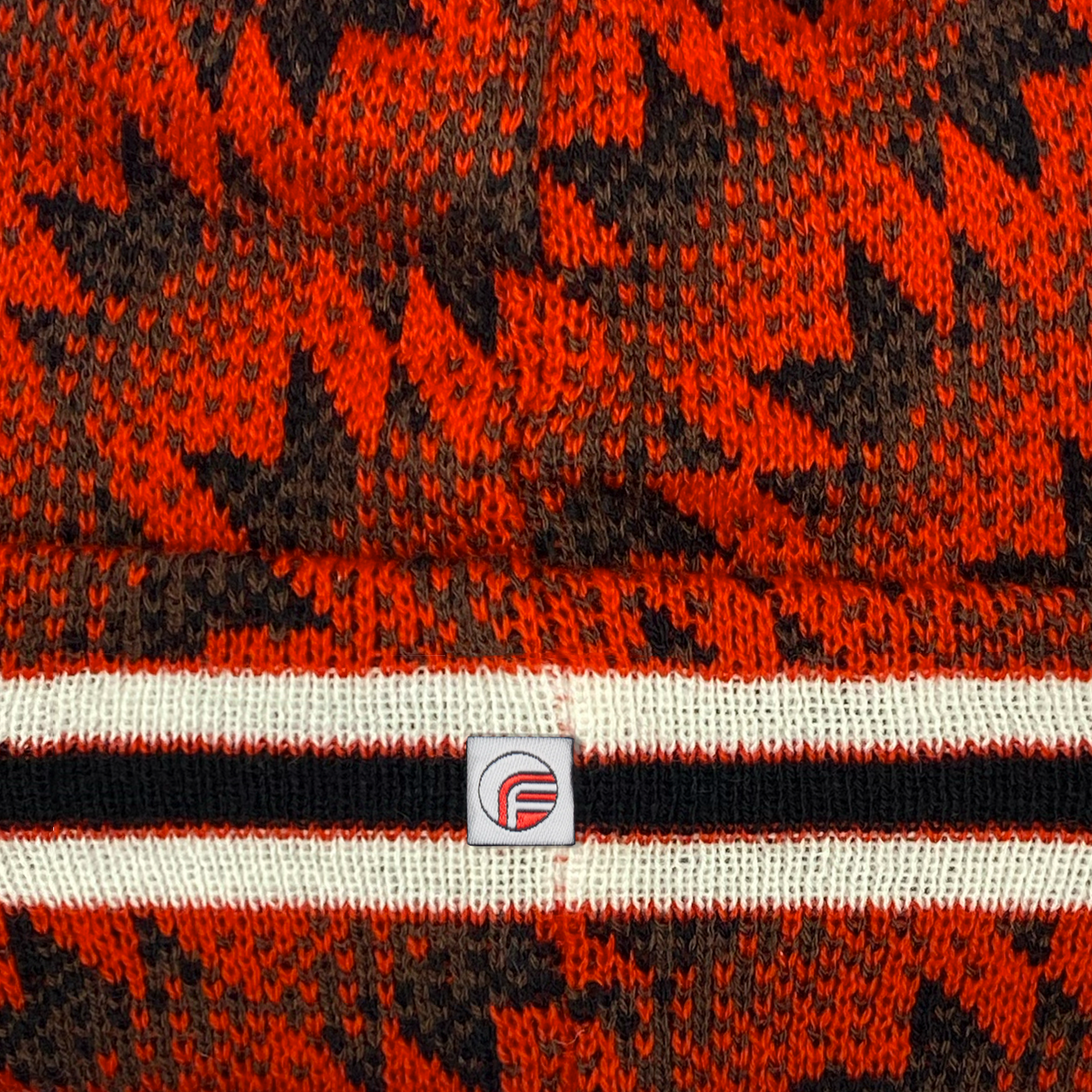 Man United bobble hat | retro red 90 colours