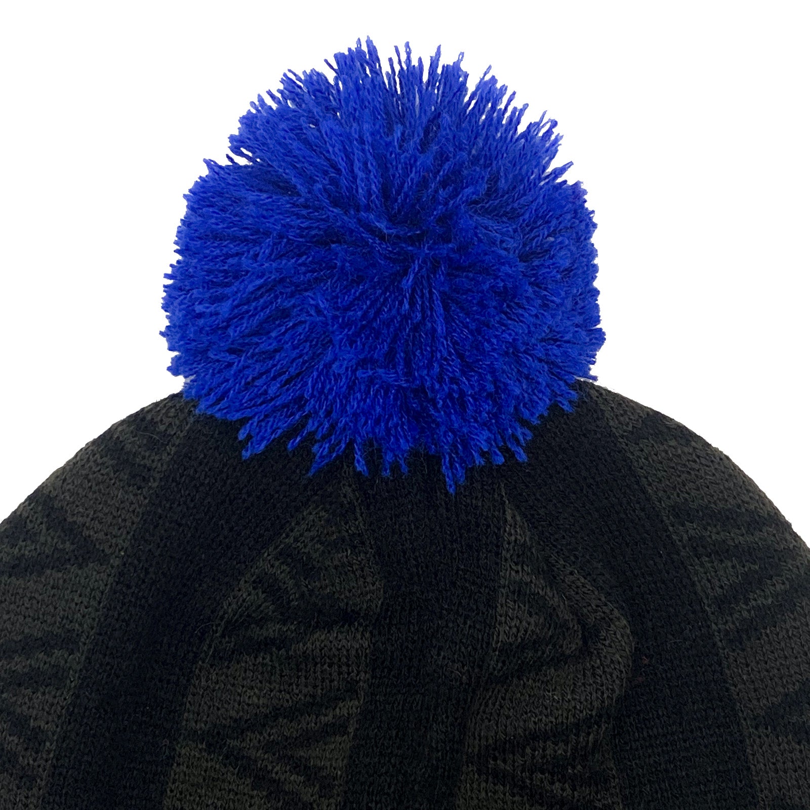 Man United bobble hat in retro black 1994 colours