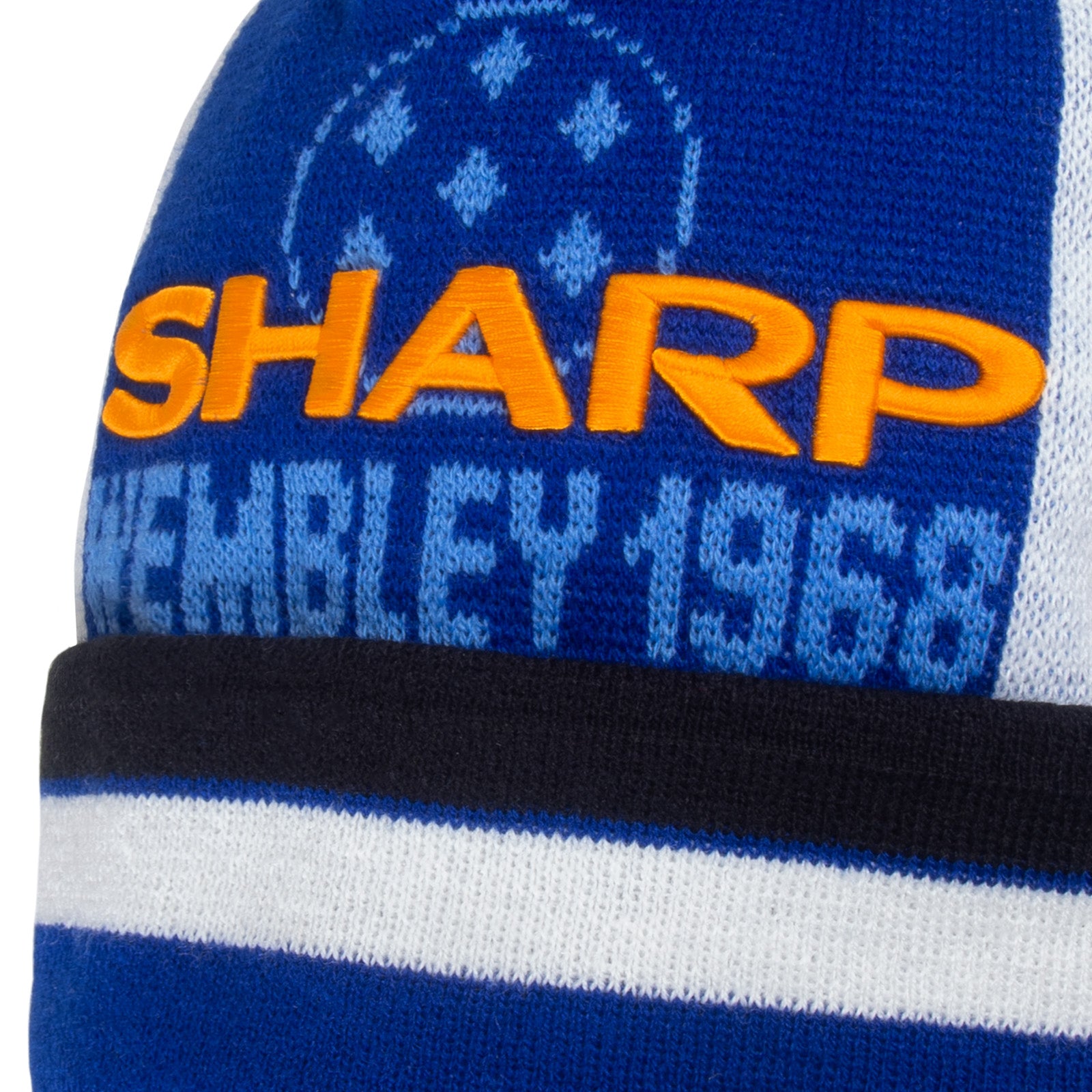 Man United bobble hat in retro blue 1996 colours
