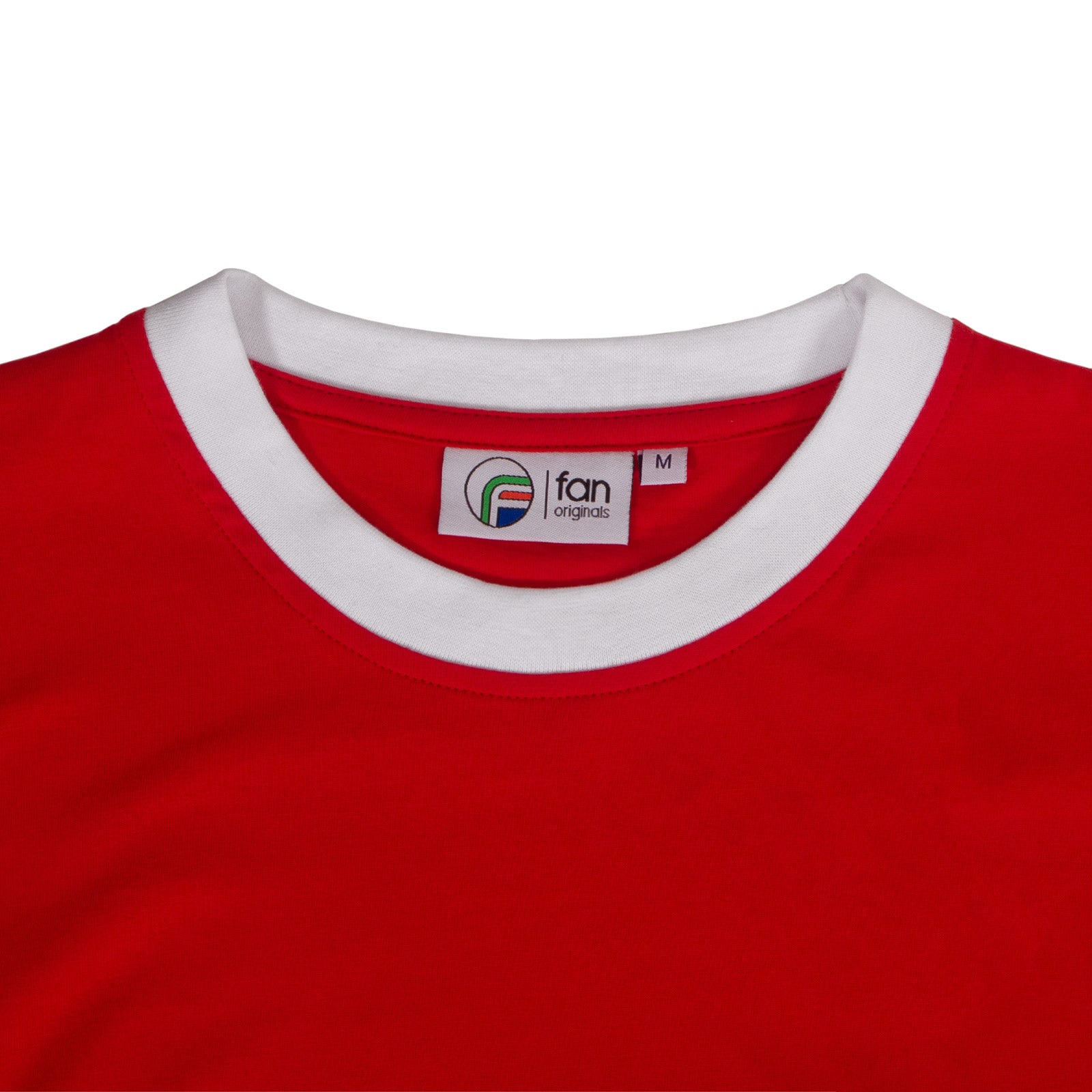 Man Utd adults retro T-shirt in red featuring Manchester and Wembley 63 crest