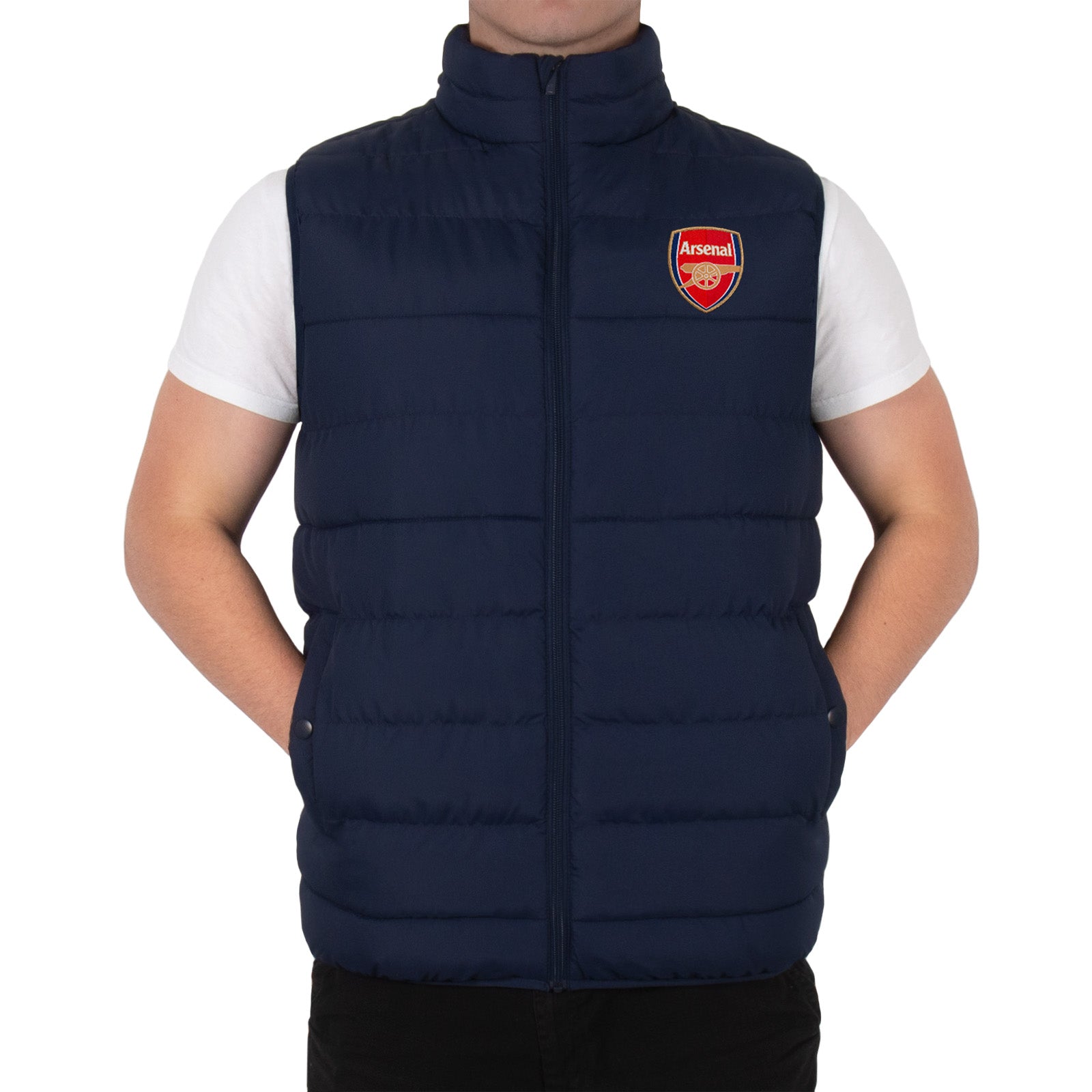 Arsenal adults gilet in black with club crest to chest.