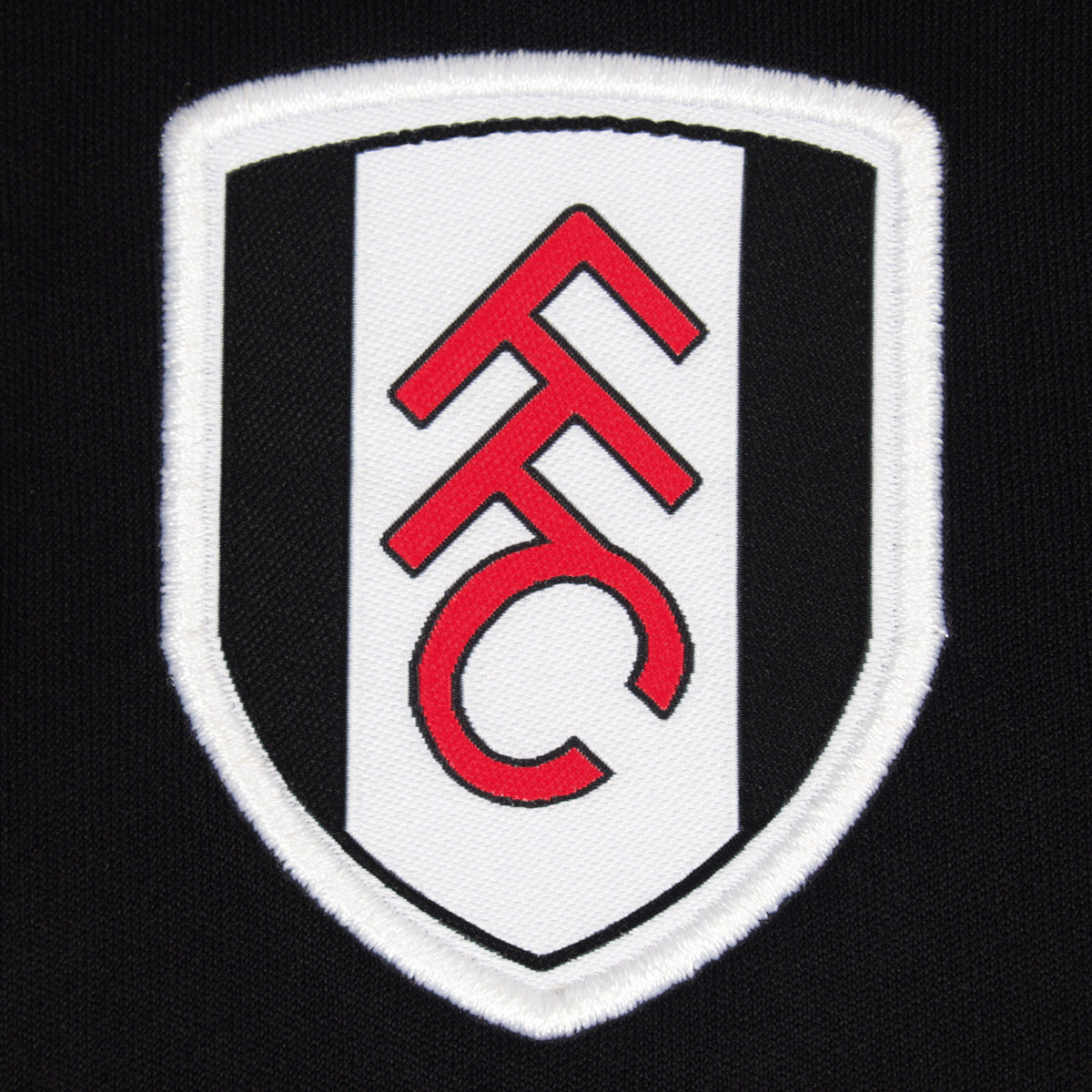 Fulham adults T-shirt in black with club crest chest