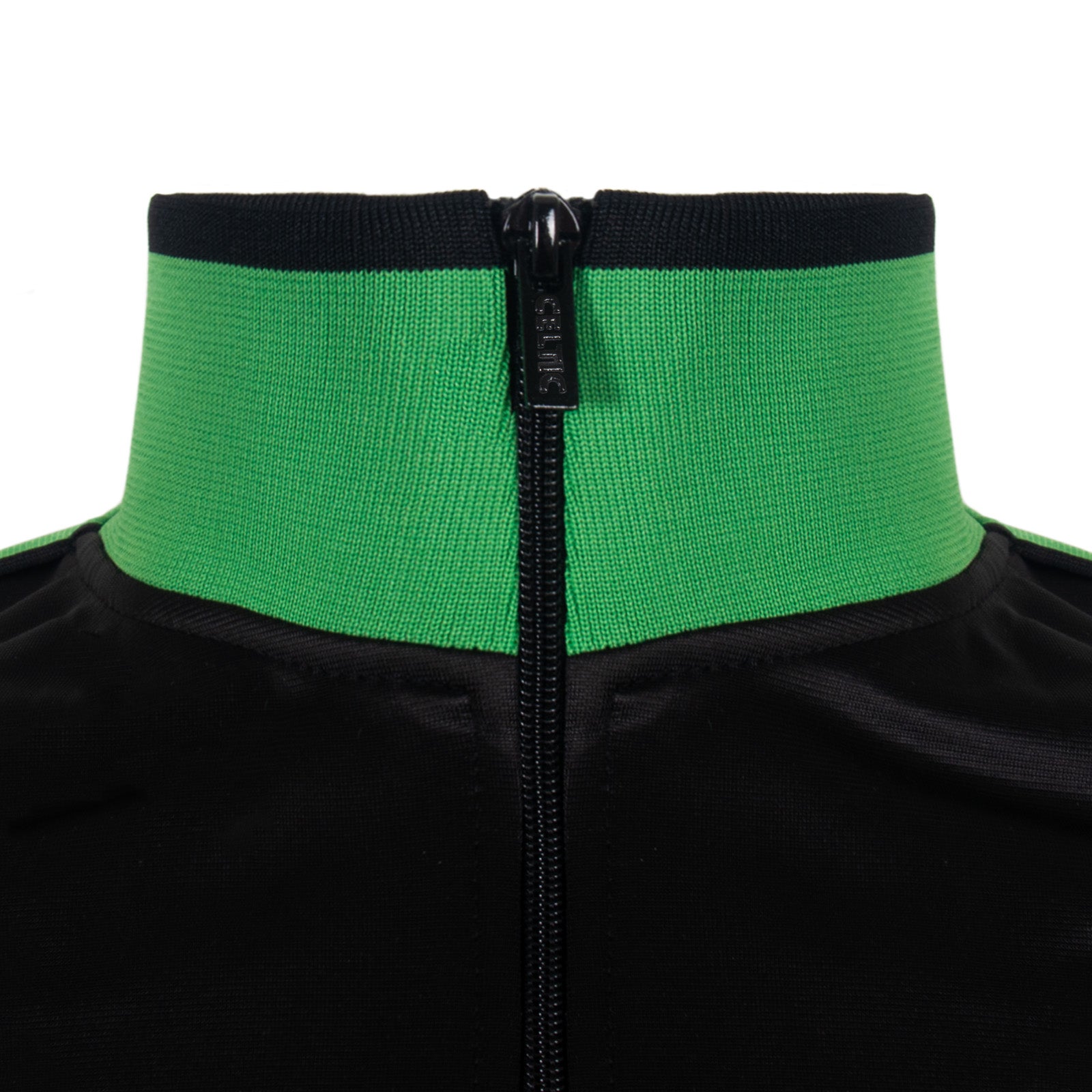 Celtic adults track jacket in black & green with retro crest on the chest.