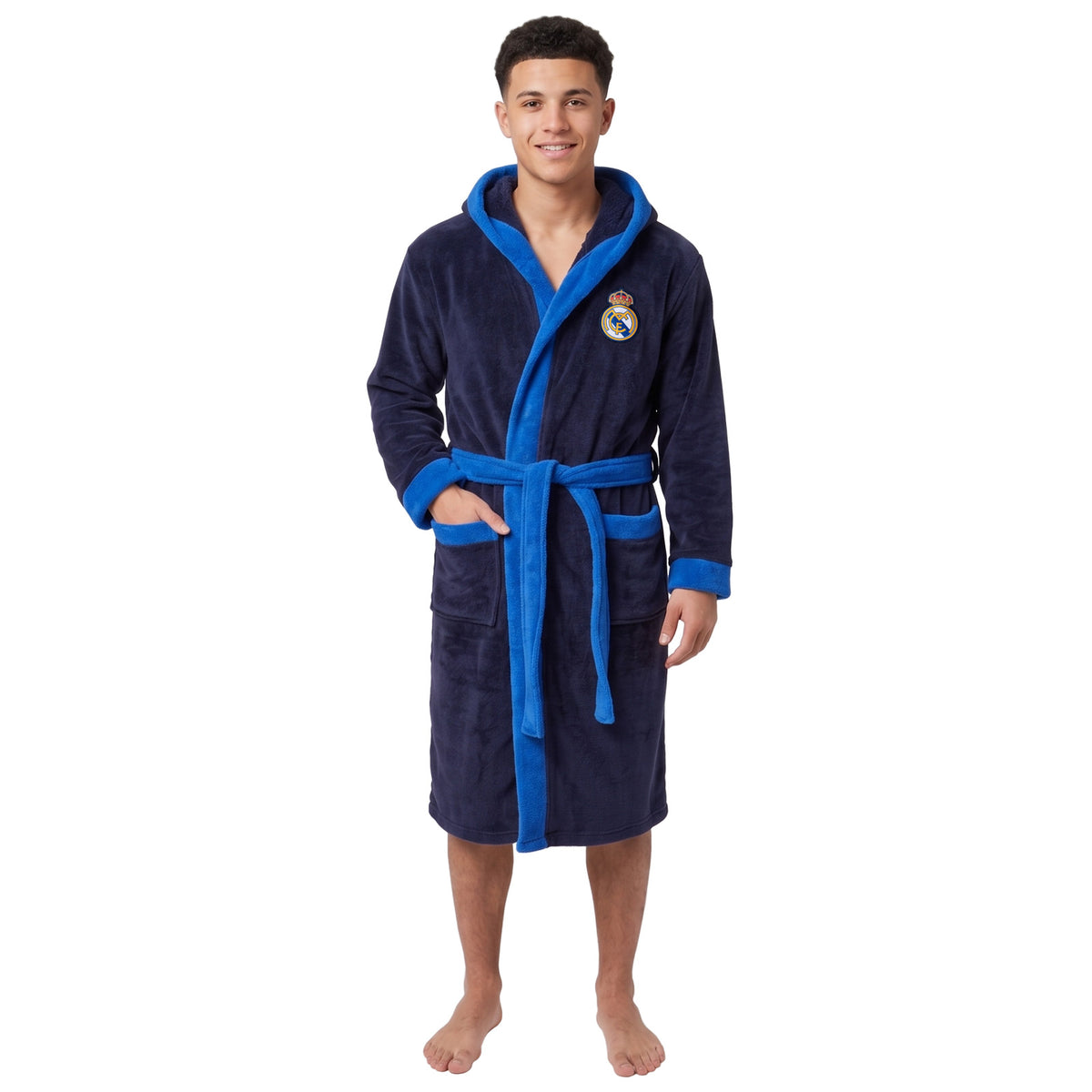 Real Madrid adults dressing gown in navy blue with club crest to chest.