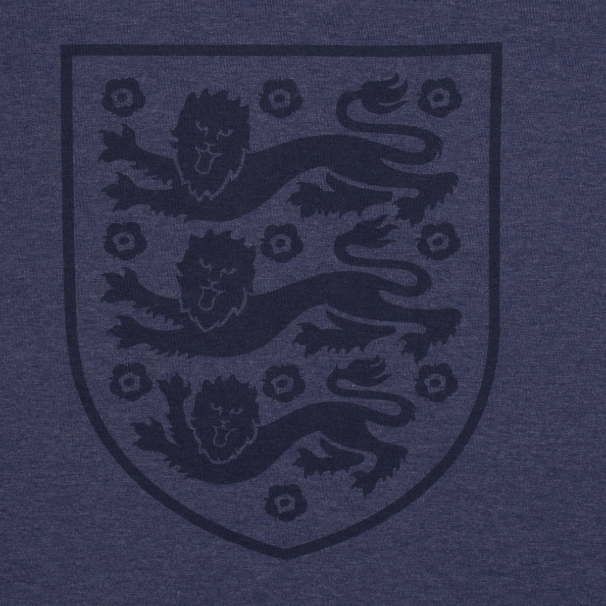 England adults short pyjamas in blue. Short sleeved top with three lions crest & text