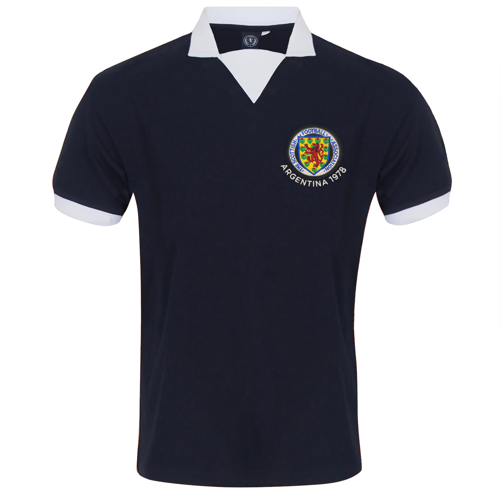Scotland retro football shirt 1978 in navy blue with crest to chest and No.15 on back