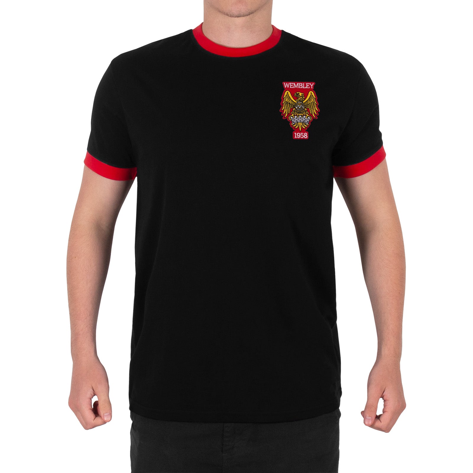 Man Utd adults retro T-shirt in black featuring Manchester and Wembley 58 crest