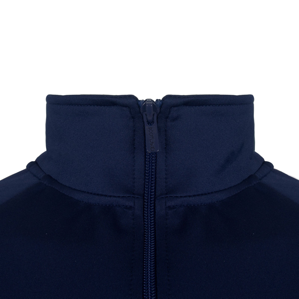 Scotland adults track jacket in navy & white with retro crest on the chest.