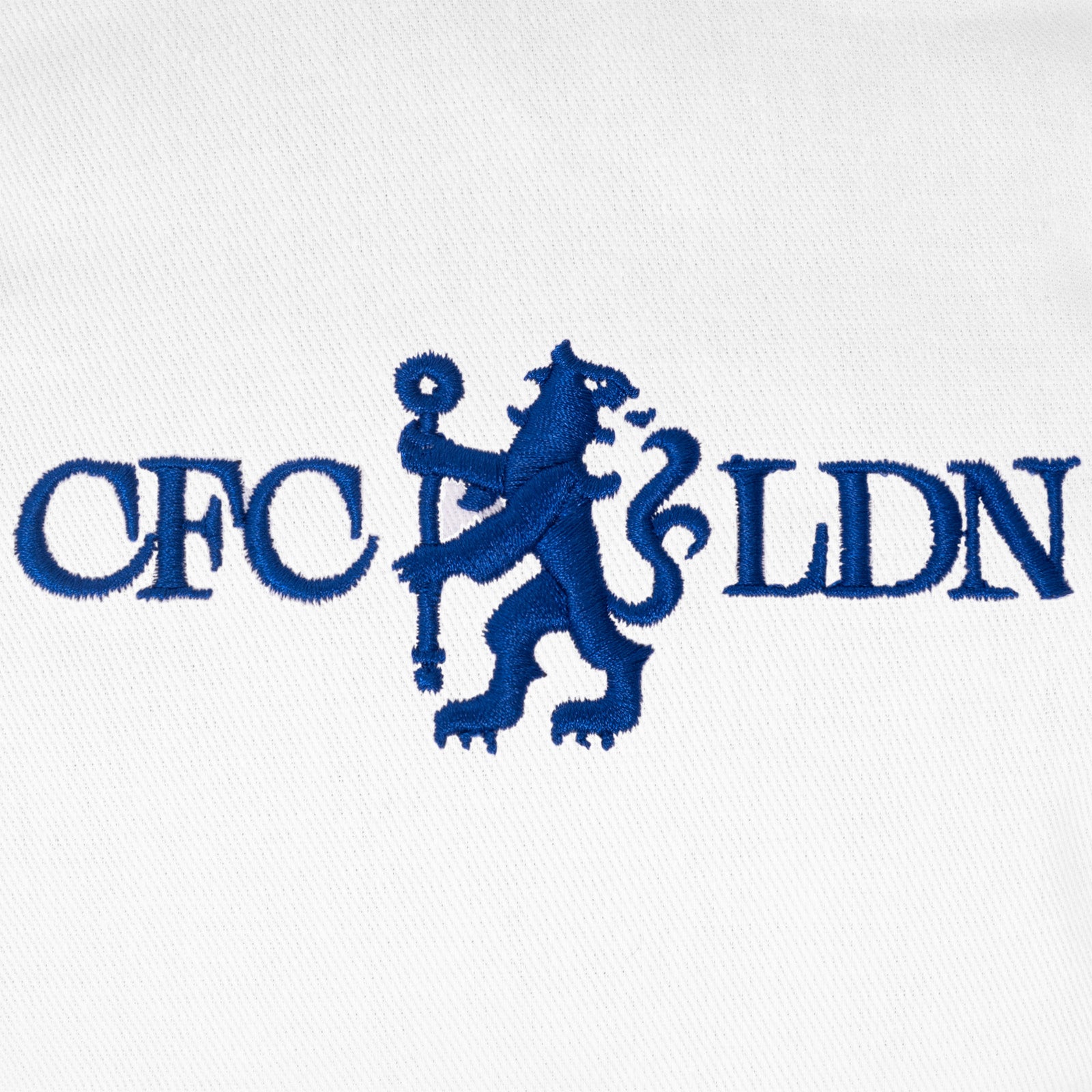 Chelsea reversible bucket hat in royal blue & white
