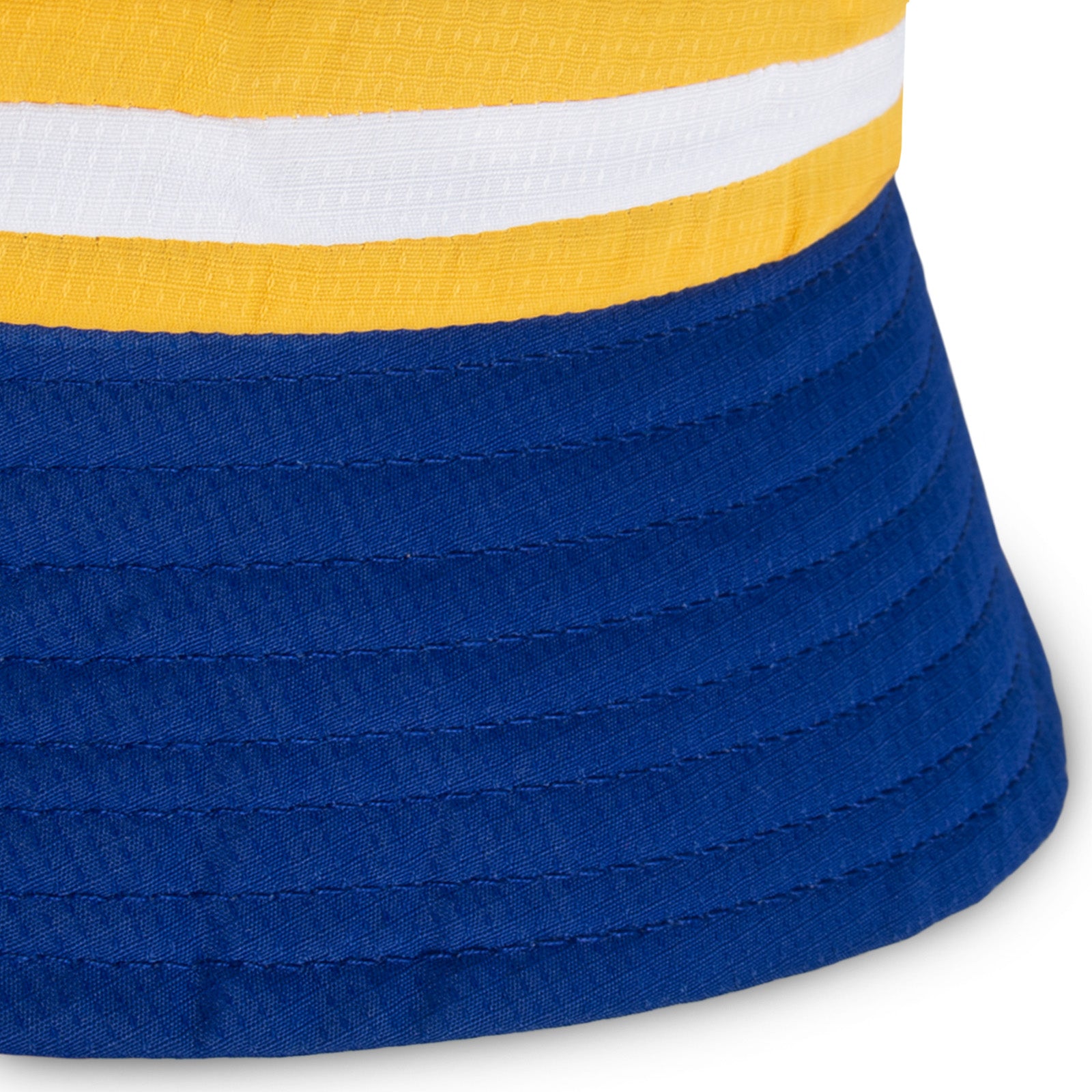 Leeds United bucket hat in white, blue and yellow
