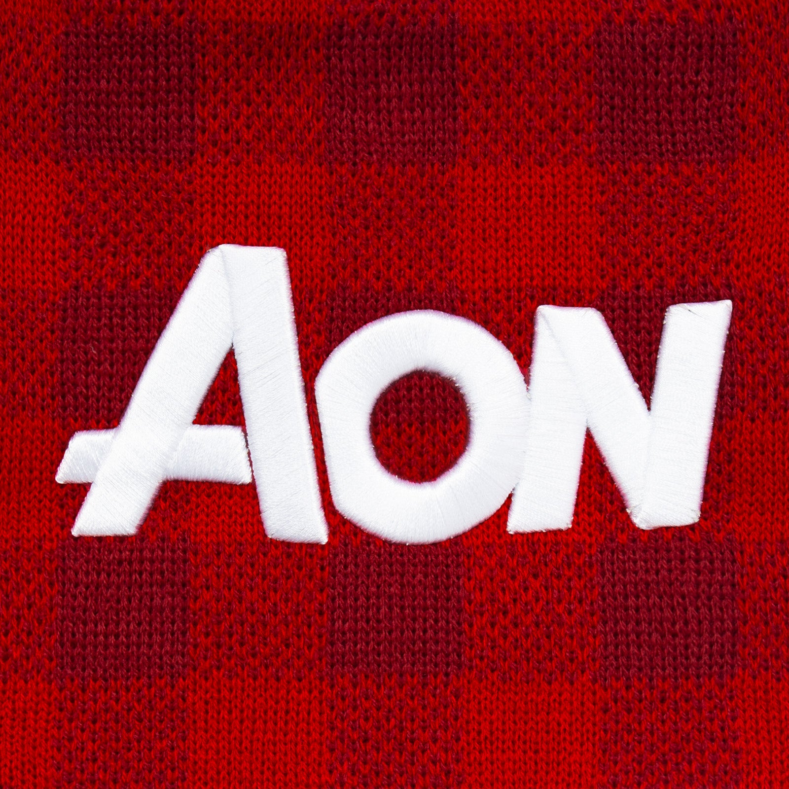 Man United bobble hat in retro red 2012 colours